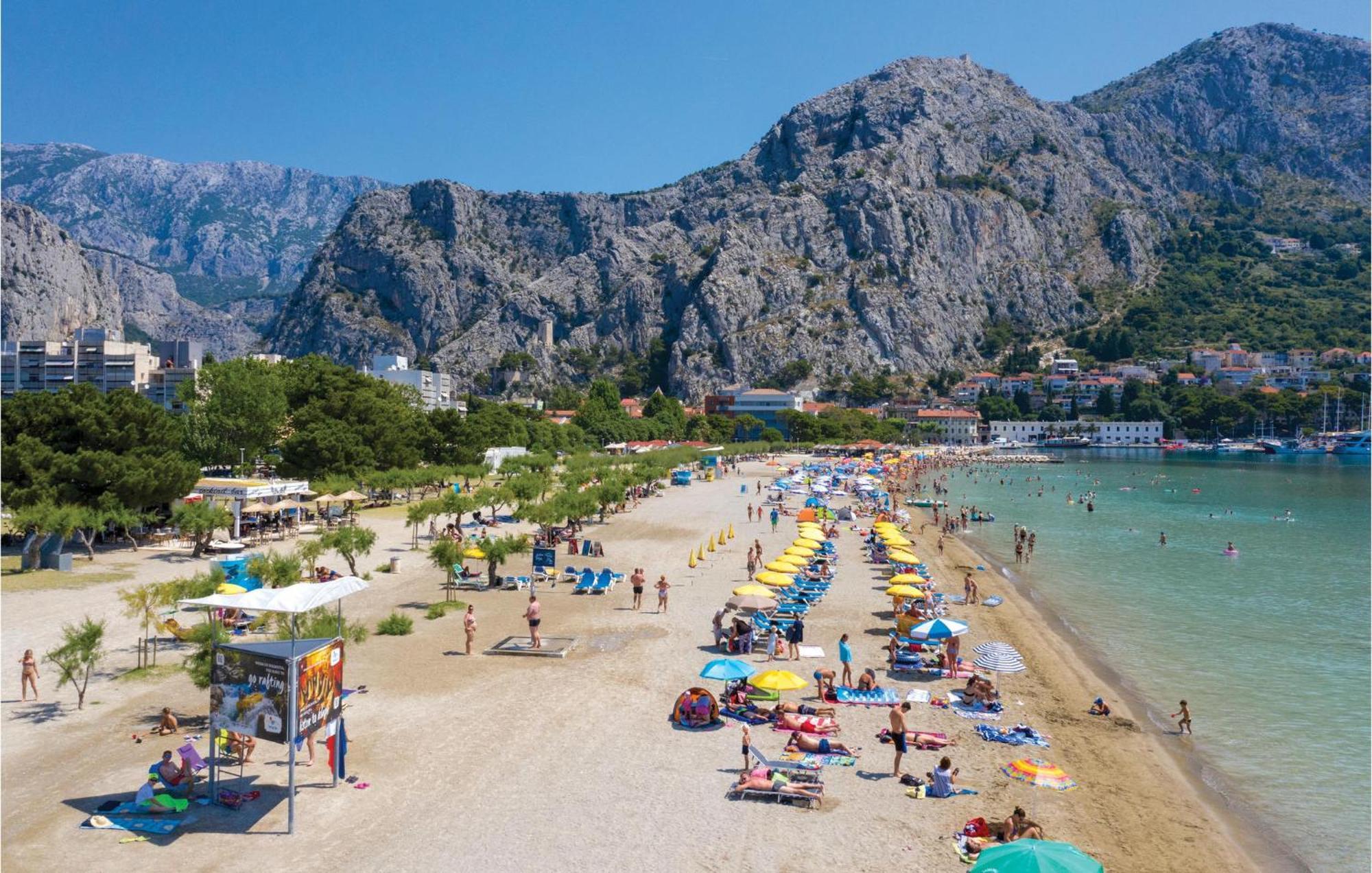 Gorgeous Apartment In Omis With Kitchen エクステリア 写真